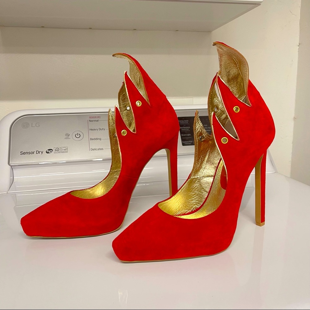 Pumps Jeffrey Campbell red 9.5